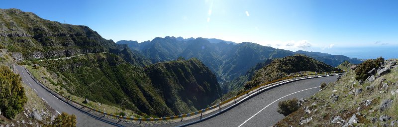 (18) The central mountains from Lombo do Mouro.jpg